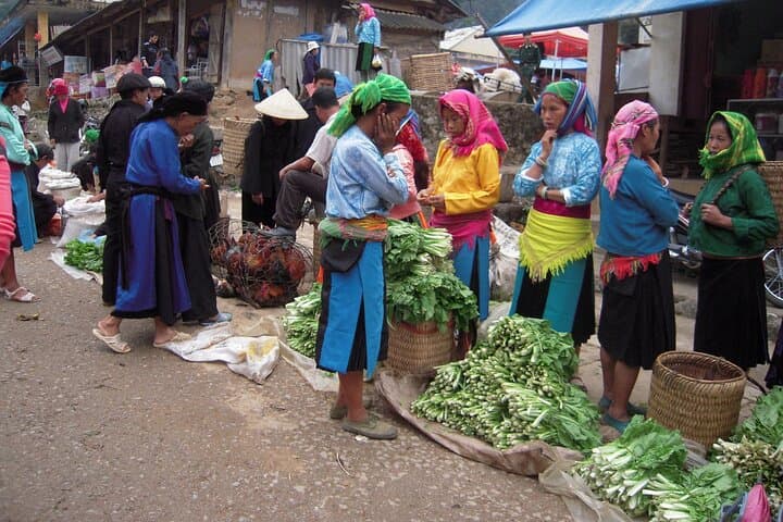 Ha Giang Loop 4-Day Private Car Tour — Ma Pi Leng, Dong Van & Ethnic Villages photo 3