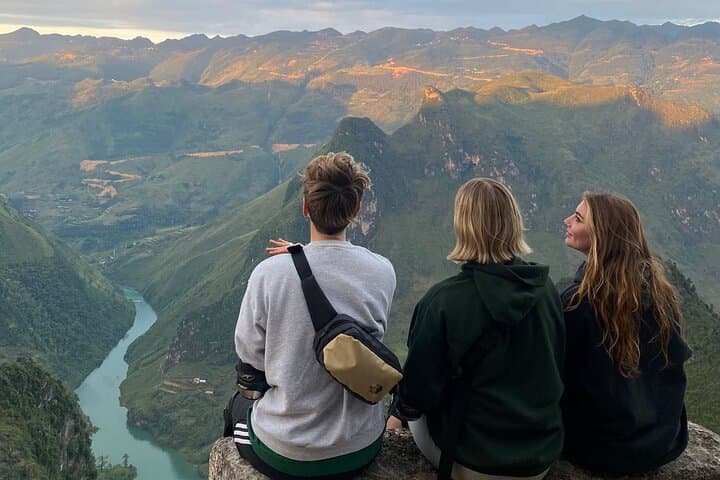 Ha Giang Loop 4-Day Adventure from Sa Pa: Ma Pi Leng, Dong Van & Nho Que photo 6