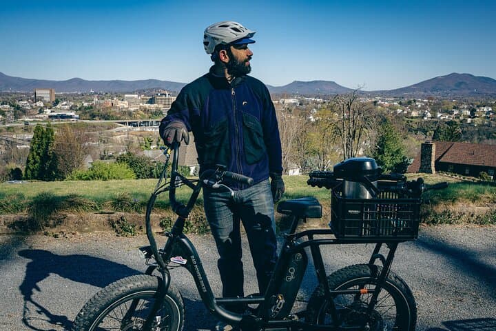 Autumn E-Bike Tour in Roanoke: Mill Mountain & Roanoke River Greenway