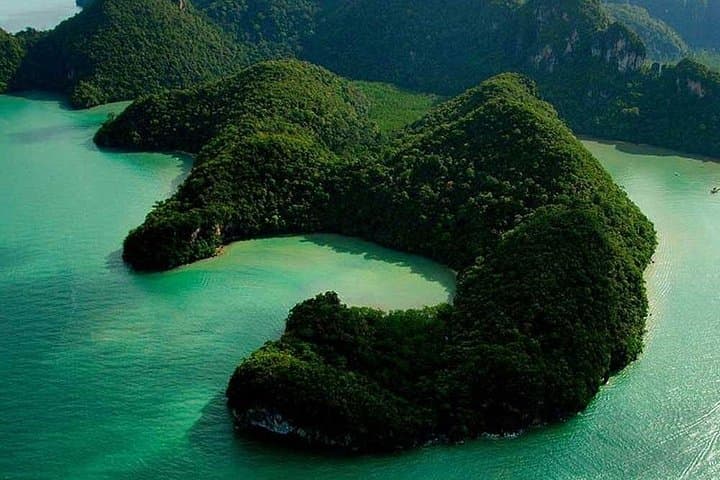 Langkawi Southern Island Geopark: Private Eagle-Watching & Island Hopping Tour photo 6