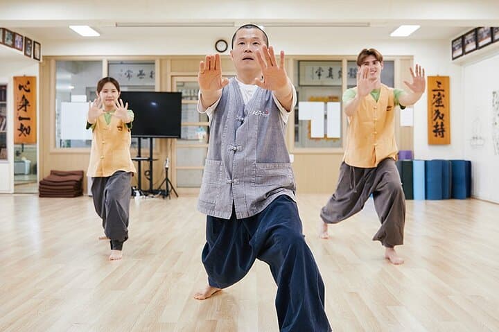 Seonmudo in Seoul: Moving Meditation and Zen Martial Arts Experience photo 4