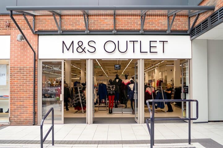 Sheffield to East Midlands Designer Outlet: Private Shopping Day Trip photo 6