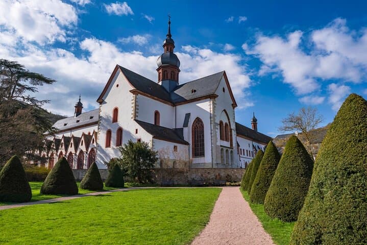 Private Rhine Valley Wine Tour from Frankfurt: Kloster Eberbach & Schloss Johannisberg photo 5