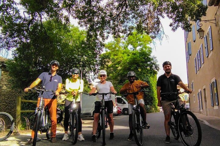 Full-Day E-Bike Tour in Luberon from Aix-en-Provence: Villages, Vines & Views photo 3