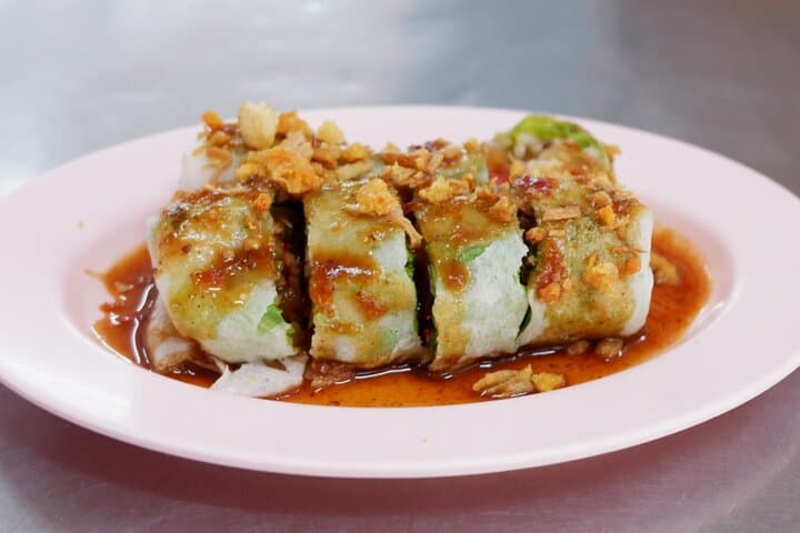 Phuket Night Food Tour: Old Town Street Eats & Magical Lights photo 3