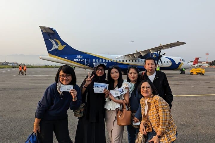 Everest Mountain Flight and Kathmandu Full-Day Cultural Tour photo 2