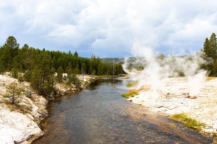 Grand Prismatic Spring Self-Guided Walking Tour (Audio Guide) photo 4