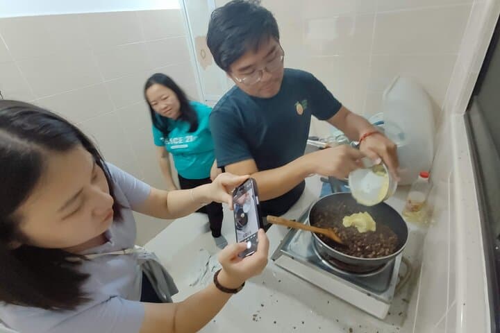 Penang Nanyang Coffee Experience: Hands-On Roasting & Hawker Tasting in George Town