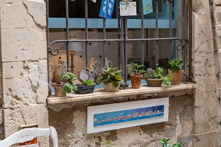 Ortigia Bike Tour from Syracuse — Private 3-Hour Historical & Coastal Ride photo 4