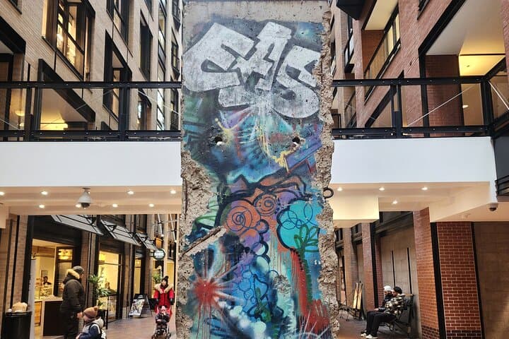 Bilingual Comedy Walking Tour of Montreal's Underground City