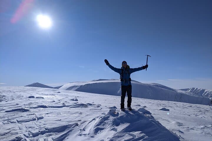 Winter Hiking in the Cairngorms: Guided Snow Walks from Aviemore