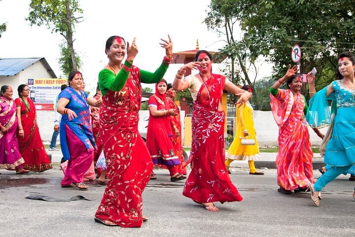 Private Tibetan Cultural Tour in Pokhara — Monasteries, Medicine & Local Life