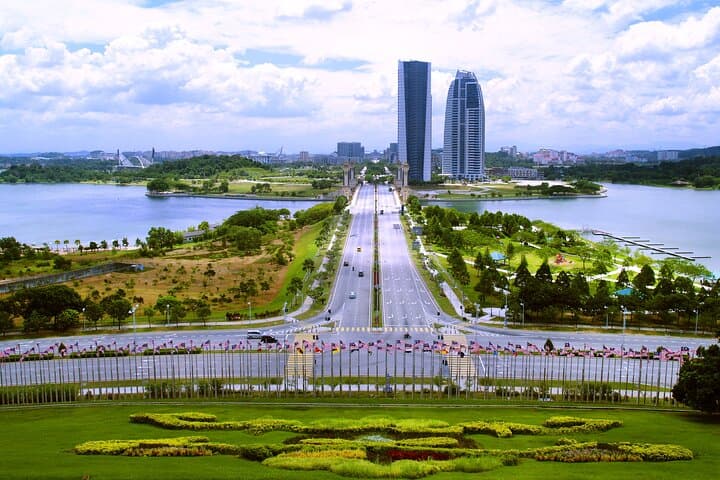 Putrajaya Private Tour: Pink Mosque, Lake Cruise & Iconic Bridges photo 6