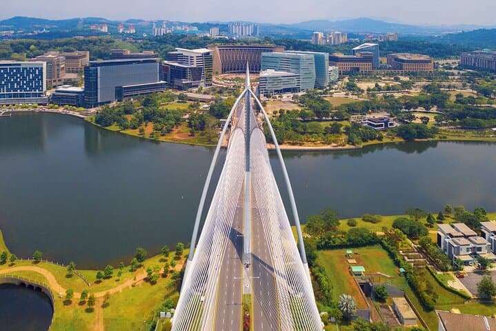 Putrajaya Private Tour: Pink Mosque, Lake Cruise & Iconic Bridges photo 2