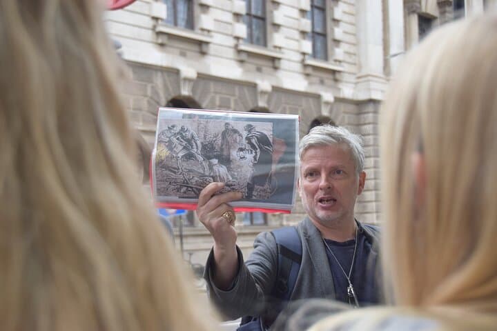 London Serial Killers Walking Tour: Blood and Tears Crime Walk photo 2