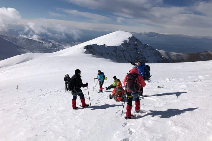 Winter Hike to Skolio Peak on Mt. Olympus — Guided 2,909m Ascent photo 3