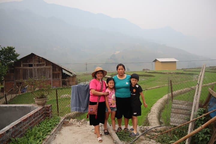Full-Day Custom Trek Through Sapa Rice Terraces photo 2