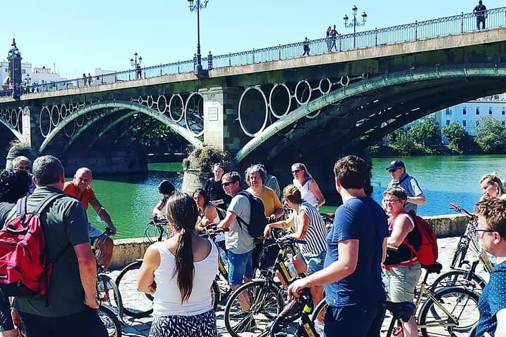 Explore Seville by Bike: 4+ Hour Rental and Self-Guided Routes photo 6