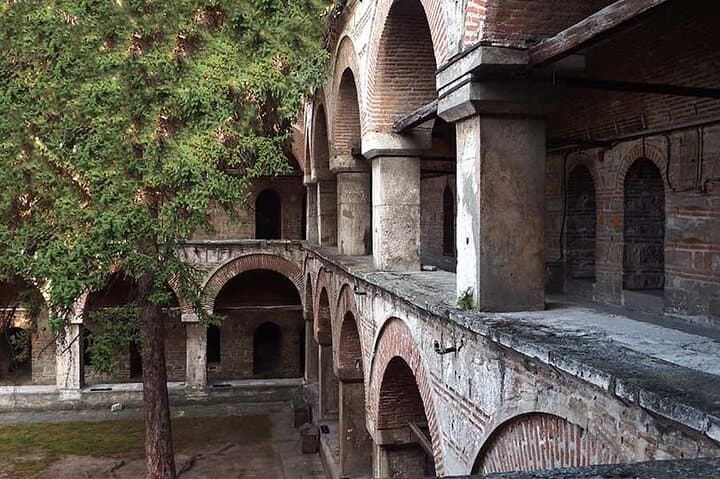 Private Historical Walking Tour of Skopje Old Bazaar and Fortress photo 4