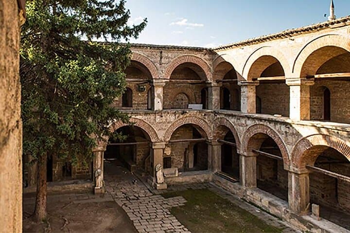 Private Historical Walking Tour of Skopje Old Bazaar and Fortress photo 5