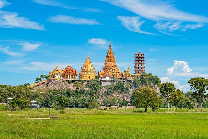 Private Custom Kanchanaburi Day Tour from Bangkok: Erawan Falls, River Kwai & Temples photo 4