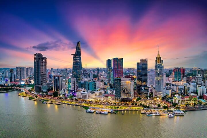 Private Ho Chi Minh City Tour from Phu My — Full-Day City Highlights photo 1