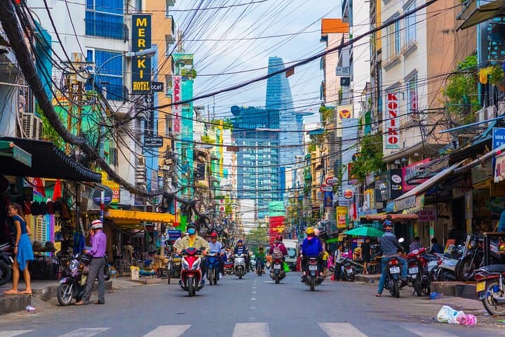 Private Ho Chi Minh City Tour from Phu My — Full-Day City Highlights photo 2