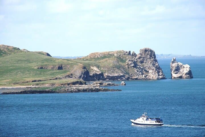 Howth to Dun Laoghaire Boat Trip — Dublin Bay Cruise Guide photo 2