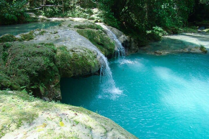 Dunn's River Falls & Blue Hole Combo — Half-Day Private Tour in Ocho Rios