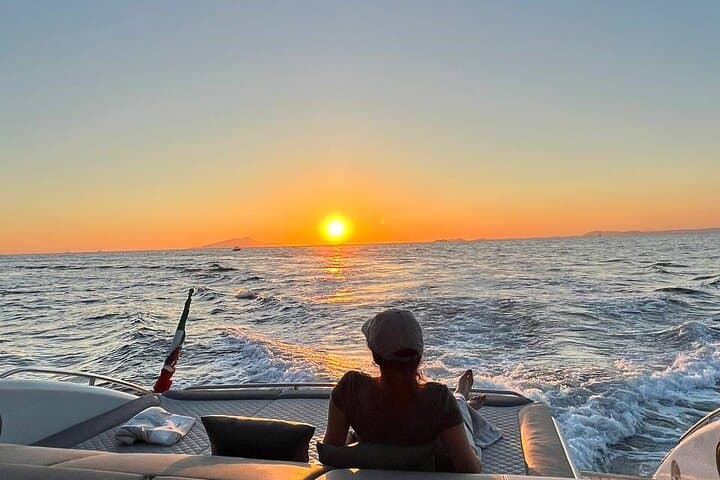 Capri Sunset Boat Experience — Prosecco, Night Snorkel & Faraglioni Views photo 4