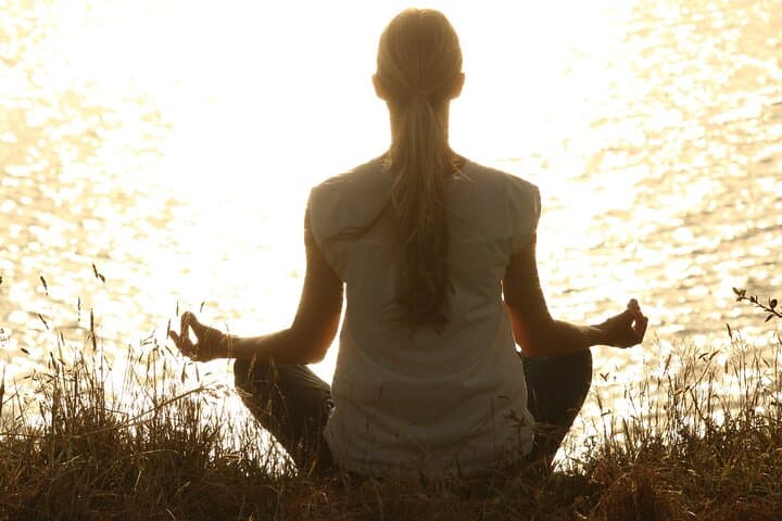 Bellagio Kundalini Yoga at Villa Melzi: Lakeside Class, Lunch & Garden Access