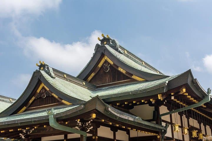 Osaka Romantic Evening Stroll: Hozenji Yokocho, Dotonbori & Namba Parks Private Tour photo 3