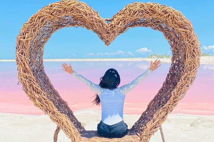 Las Coloradas and Río Lagartos Day Trip from Valladolid: Pink Lagoons, Cenote & Mayan Mud Bath
