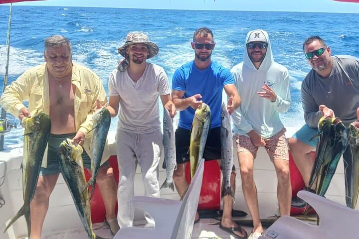 Punta Cana Private Deep-Sea Fishing: 4-Hour Charter for Marlin, Mahi & Wahoo photo 3