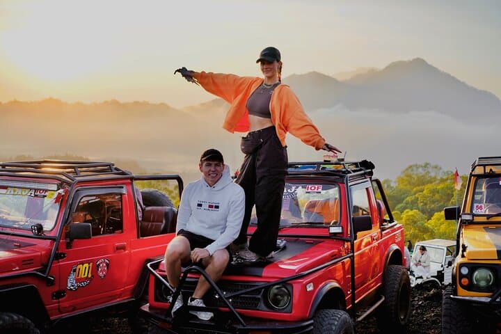 Batur Jeep Sunrise Tour - 4x4 Off-Road Sunrise & Black Lava Photo Experience