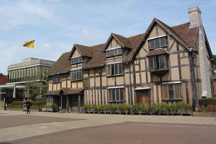 Oxford, Cotswolds & Shakespeare: Private Full-Day Tour from London