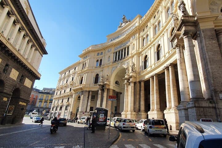 Naples Seaside and Spanish Quarters Walking Tour with Snack Break photo 4