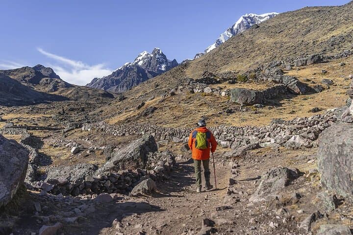 E-Bike Rainbow Mountain & Ausangate: 2-Day MTB and Trekking Adventure photo 5