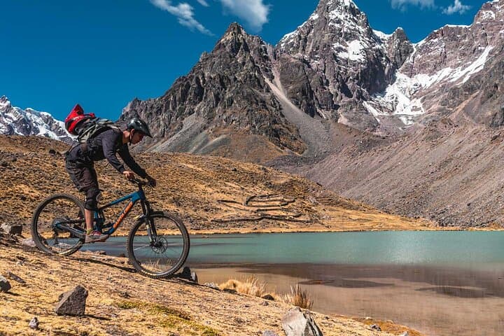 E-Bike Rainbow Mountain & Ausangate: 2-Day MTB and Trekking Adventure photo 3