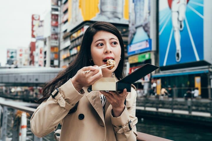 Osaka Flavor Walk: Dotombori District Private Food & Culture Tour photo 4