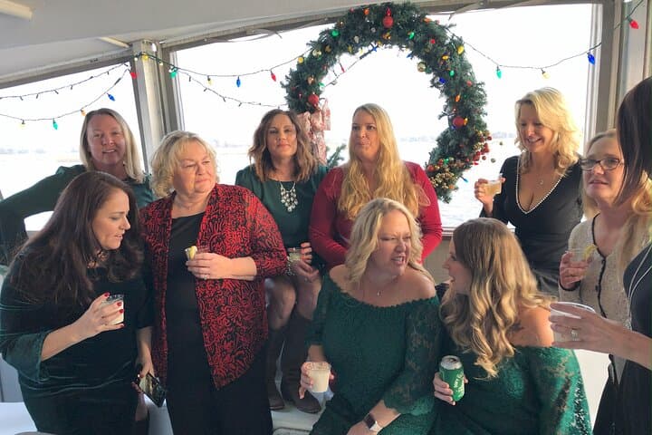 Wilmington Holiday Lights Cruise on the Cape Fear River
