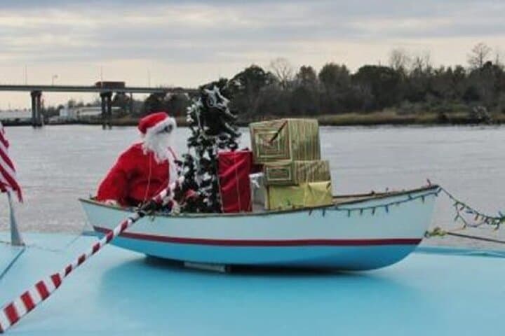 Wilmington Holiday Lights Cruise on the Cape Fear River photo 3