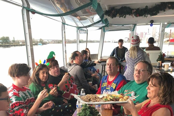 Wilmington Holiday Lights Cruise on the Cape Fear River photo 4