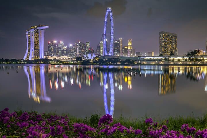 Sunset to Starlight: Marina Bay Twilight & Night Photography Walk