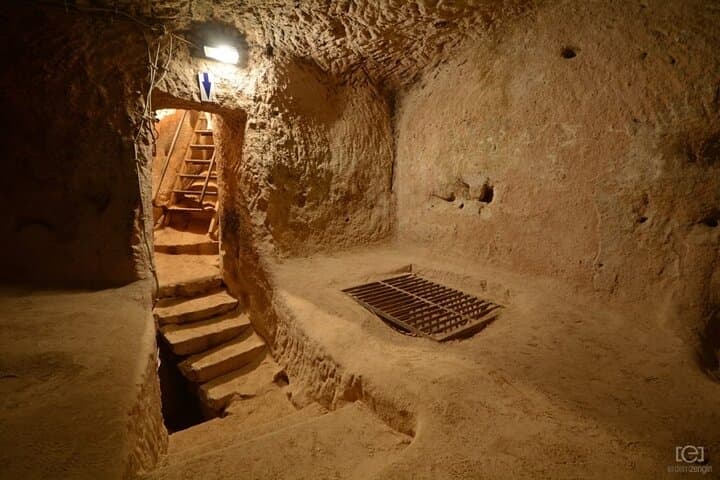 Cappadocia Off the Beaten Track: Full-Day Private Guided Tour to Aşıklı Höyük, Selime & Ihlara