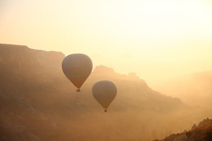 Sunrise Hot-Air Balloon Ride Over Soğanlı Valley, Cappadocia