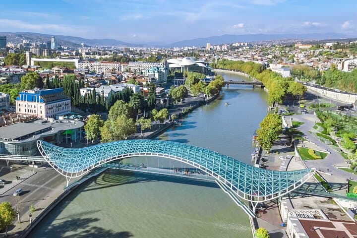 Full-Day Private Tbilisi City Tour: Old Town, Sameba & Narikala Views photo 3