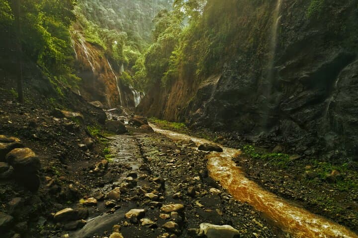 Tumpak Sewu Waterfall Day Trip from Malang — Private 1-Day Tour photo 5