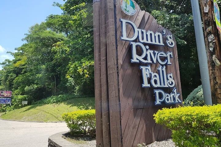 Climb Dunn's River Falls — Private Transfer from Montego Bay