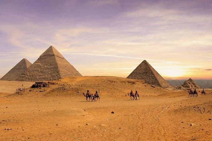 Romantic Walking Tour of Cairo’s Historic Islamic Quarter photo 4